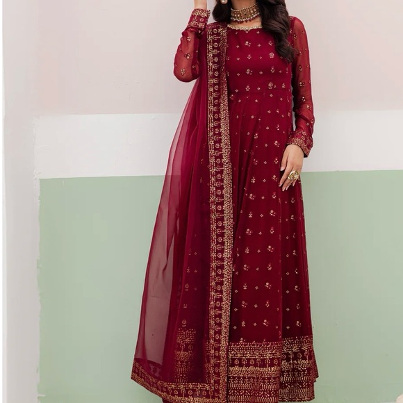 Sold Brand new Batik small - Picture 2 of 3